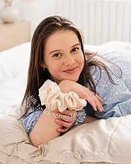 GRAND SCRUNCHIE