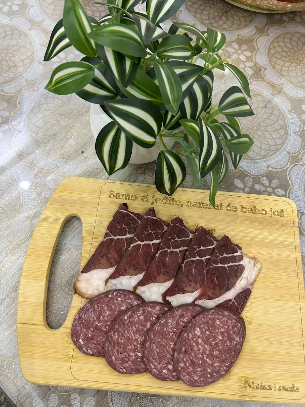 Personalizovana daska za rezanje — slika 1