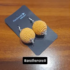 Heklane nausnice loptica