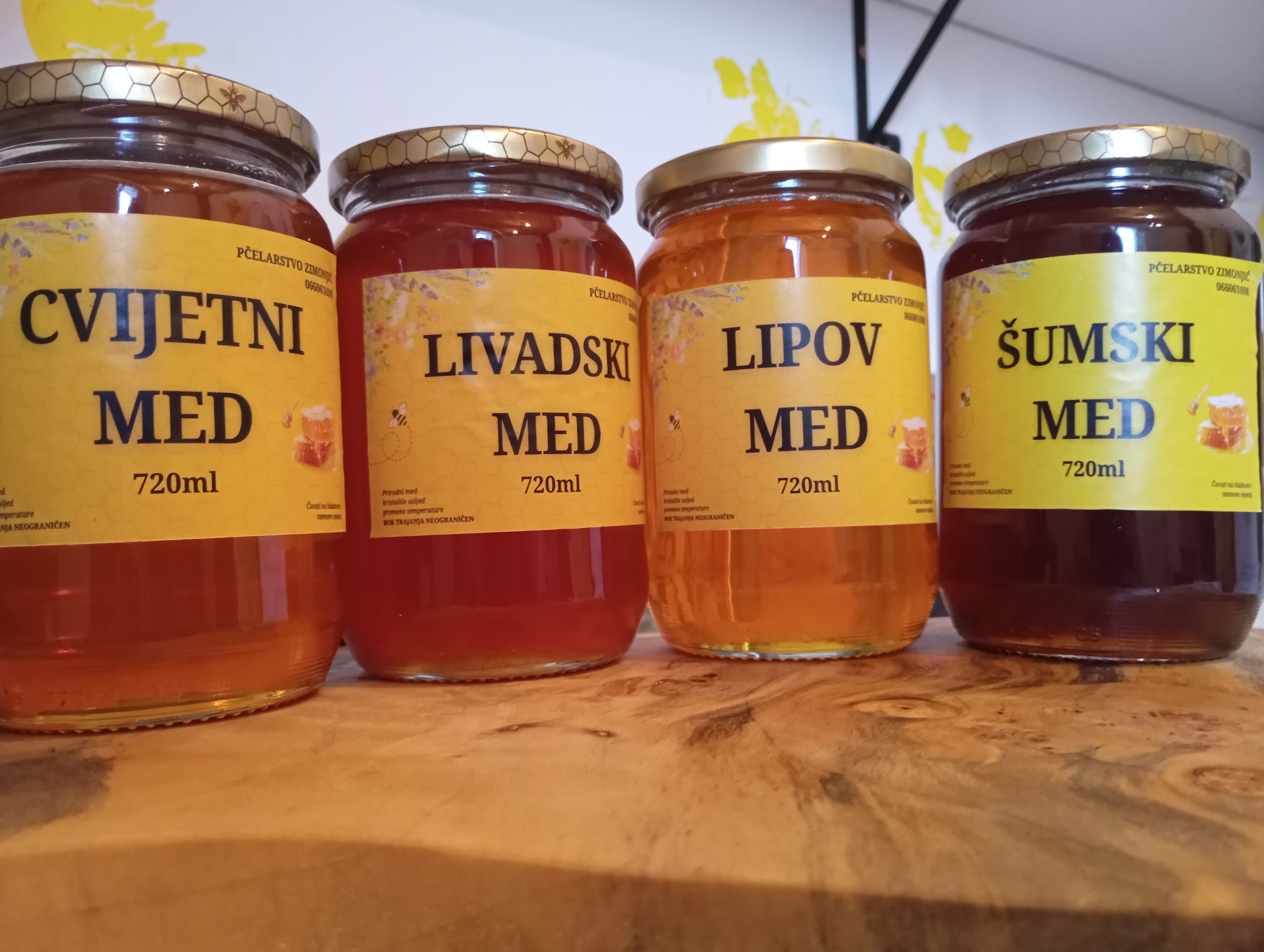 Organski certifikovan med — slika 1