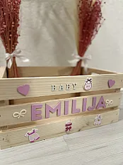 Personalizovana drvena korpa za bebu