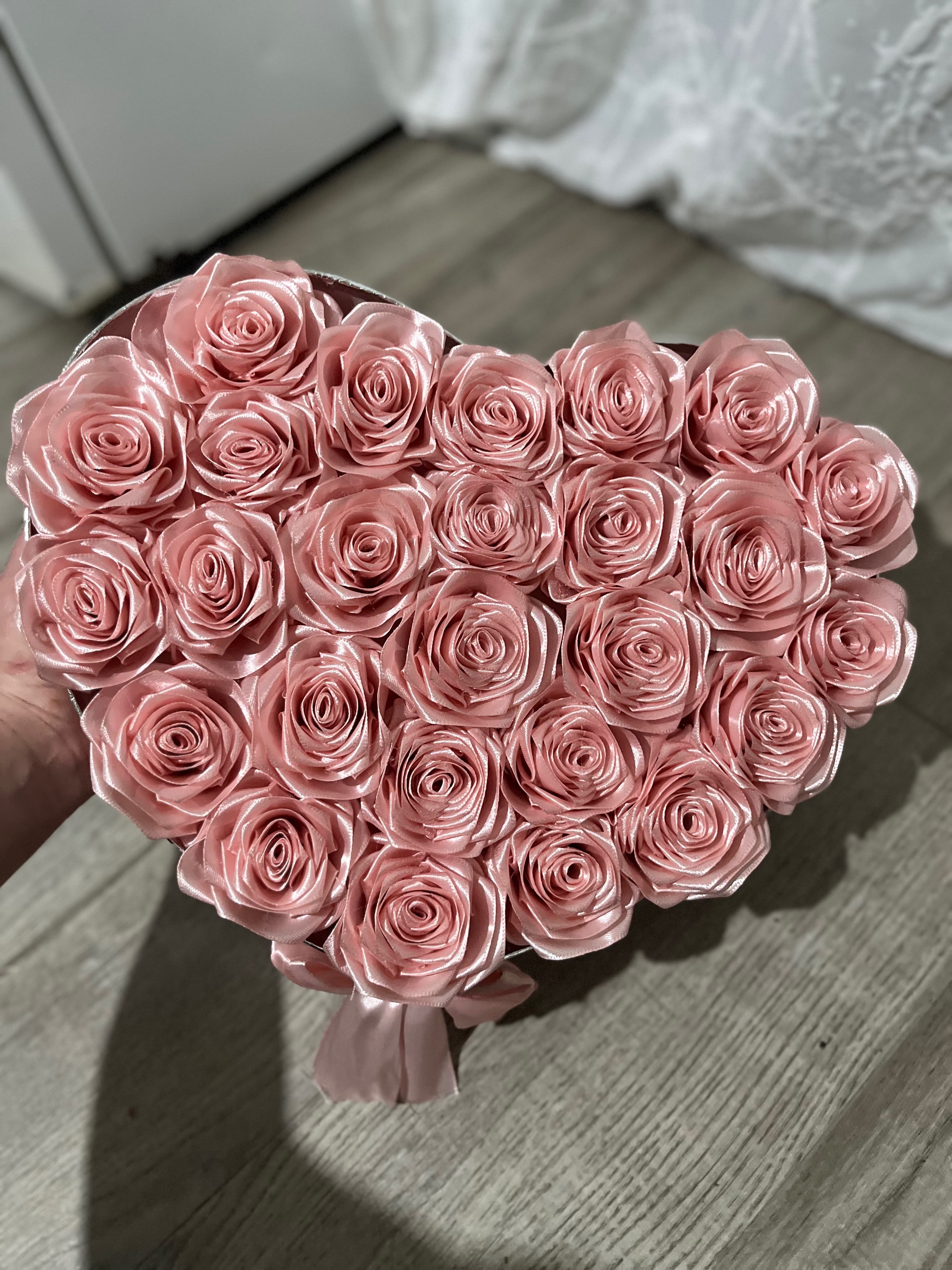 Velvet Rose Heart Box — slika 4