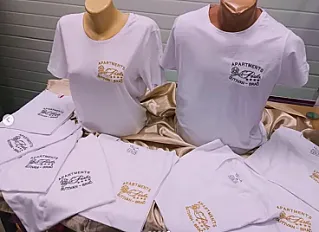 Personalizovane majice sa vezom — slika 4