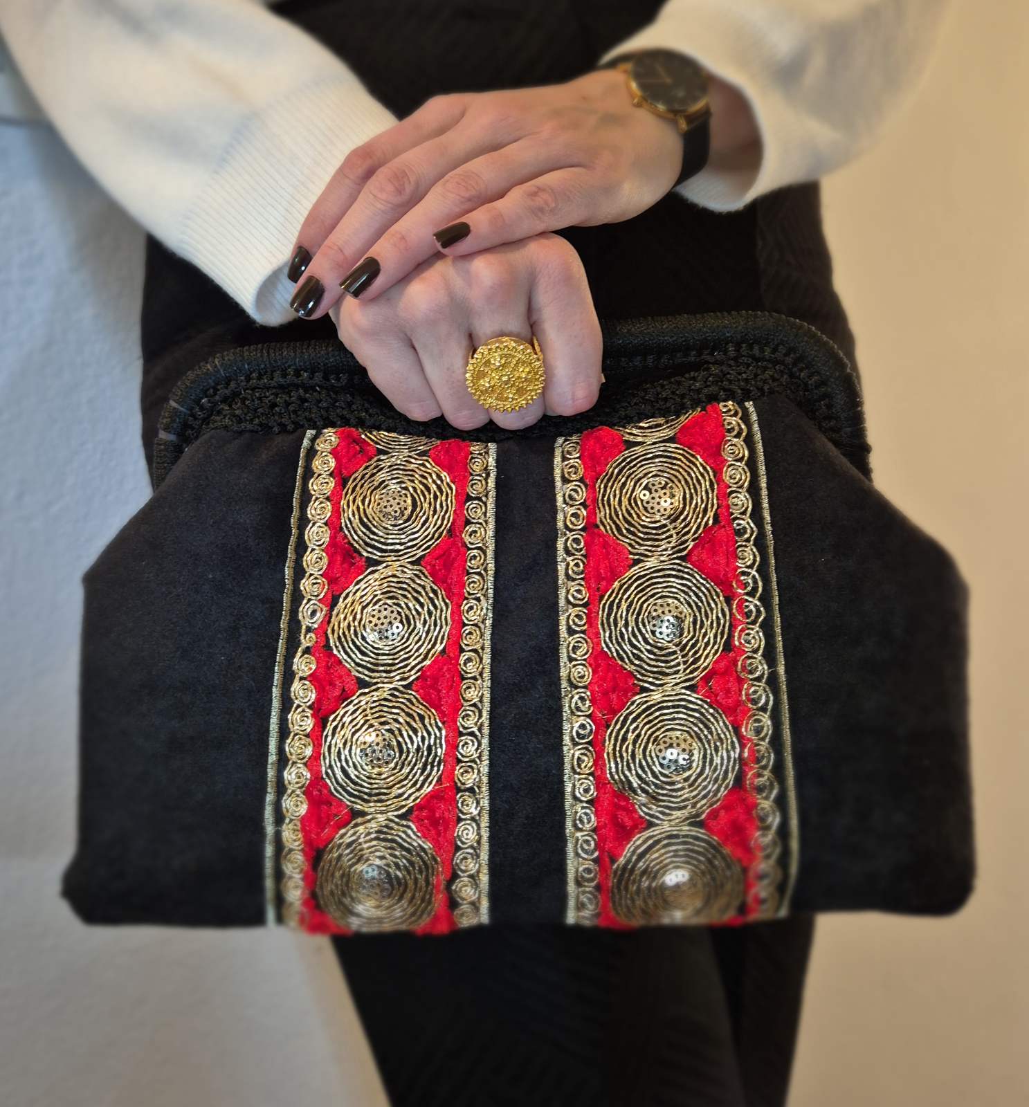 Etno elegancija u modernom ruhu — slika 5